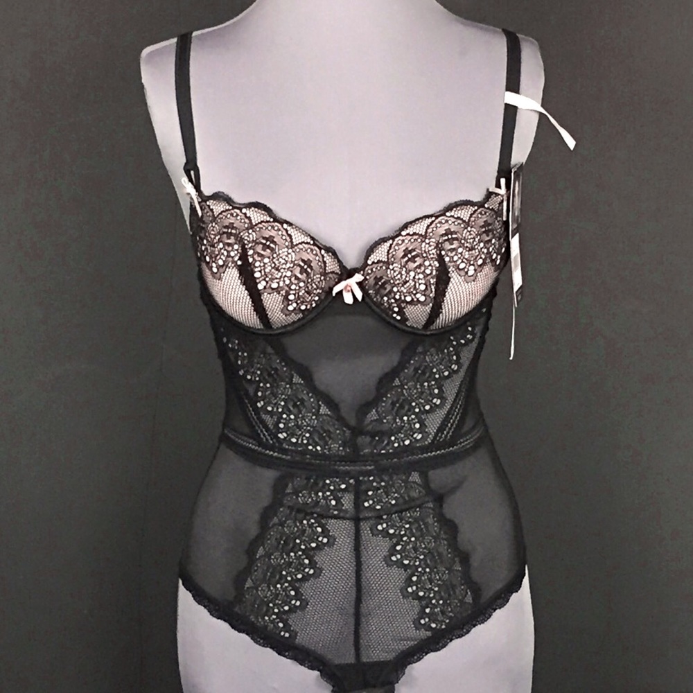 Daisy Fuentes Lace Teddy